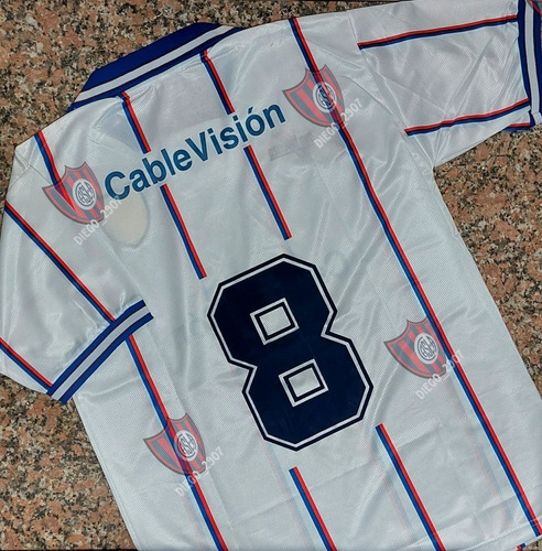 Camiseta San Lorenzo Mebal 2000 A Rayas N°8 Manga Corta. 