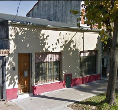 Casa En Excelente Ubicación A Mts De La Estación Boulogne