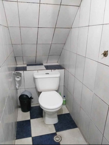 Sobrado C 2 Quartos, Cozinha, Sala, 1 Lavanderia E Banheiro