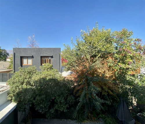 Casa En Venta De 4 Dorm. En Vitacura