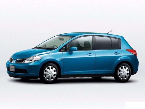 Imagen 4 de 4 de Faro Antiniebla Derecho Para Nissan Tiida