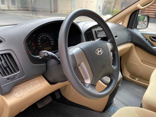 Hyundai H1 2.5 Premium 1 170cv At 2014