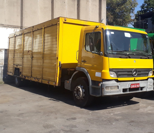 Atego 1718 - Baú Bebidas - 2007/07