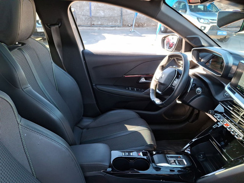 Peugeot 208 2023