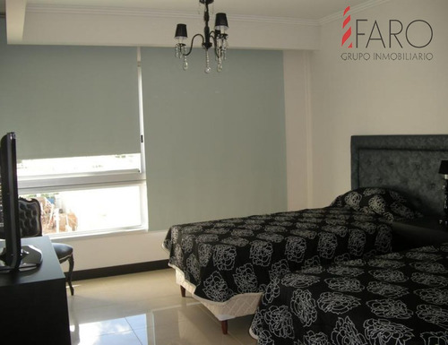 Imagen 14 de 30 de Apartamento En Brava 3 Dormitorios Y Dependencia Con Terraza Y Cochera Doble - Punta Del Este Brava
