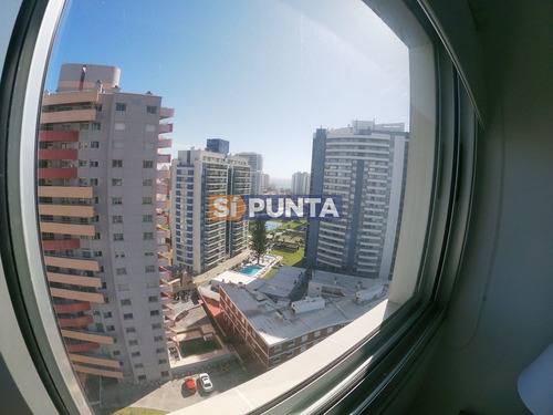 Imagen 17 de 23 de Torre Con Servicios
