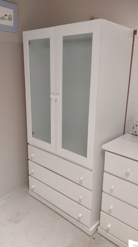 Imagen 4 de 10 de Ropero Raphl 2 Puertas 3 Cajones En Laca Blanca Rabbit Kids