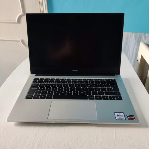 Notebook Huawei Matebook D14 Gris (Usado)