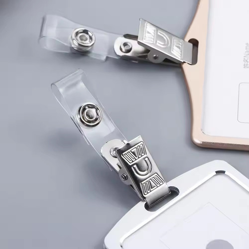 Porta-crachá Bx Clipes Com Alça Leitosa Com Design Lisa Kit X 100 Unidades - Prateado
