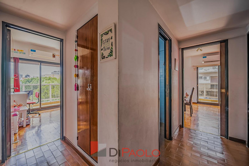 Venta · Departamento Piso 4 Ambientes · Flores · Cochera