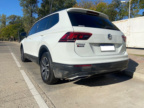 Imagen 6 de 10 de Volkswagen Tiguan 1.4 Tsi Dsg