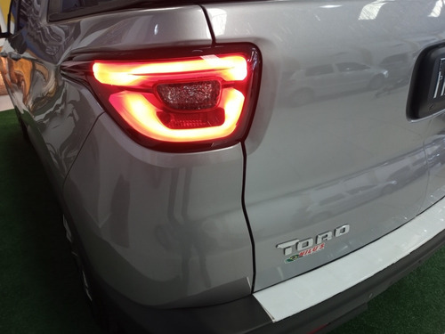 Imagem 7 de 15 de Fiat Toro 2021 1.8 16v Freedom Flex 4x2 Aut. 4p