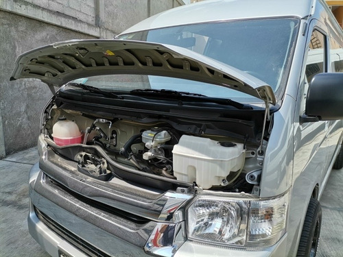 Imagen 13 de 15 de Toyota Hiace 2019 2.7 Bus 15 Pas Mt
