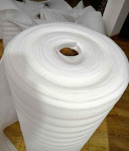 Imagen 8 de 8 de Espuma Niveladora Para Piso Laminado / Zócalos