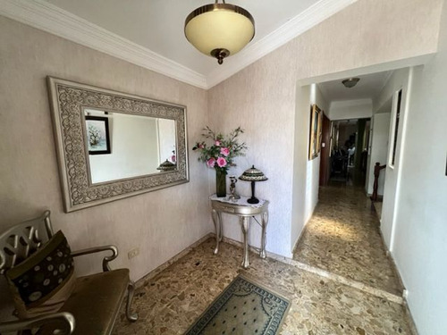 Casa En Venta En La Castellana De 3 Habitaciones