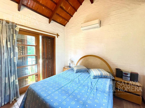 Imagen 10 de 11 de Venta Casa - 3 Dormitorios Servicio Pileta Y Parrillero - Playa Mansa - Ref:4302563