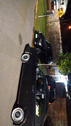 Imagem 2 de 8 de Volkswagen Gol Gol Quadrado 1.8 Ap