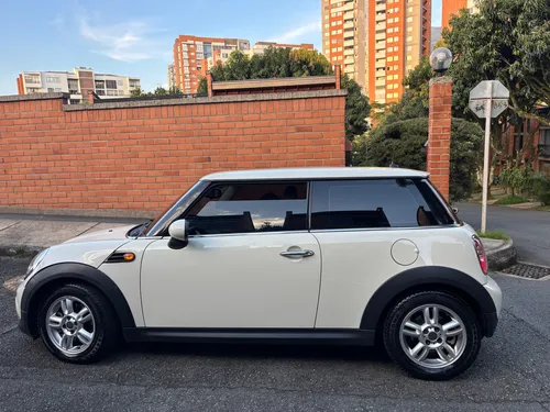 Mini Cooper 1.6 R56 Lci Connected