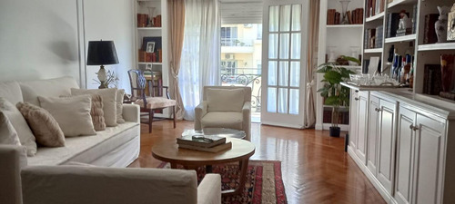 Alquiler Departamento Recoleta: 2 Dormitorios - Próximo Embajadas