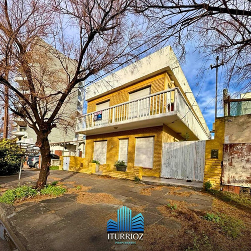 Vendo Complejo De 6 Departamentos A 100m Del Mar