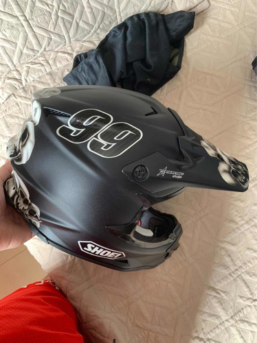 Capacete Shoei