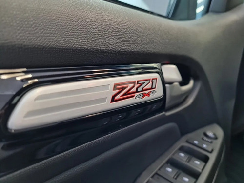Imagen 14 de 25 de Chevrolet S-10 4x4 Z71 Ltz At 2023 Entrega Inmediata (a.l)#5