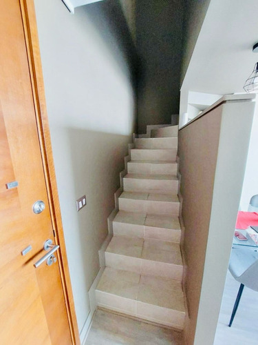 **semi Nuevo - Duplex / 2 Dormitorios / 2 Estacionamiento**