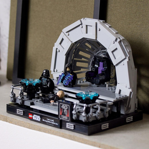 Lego Star Wars Salón Del Trono Del Emperador Diorama 7535...
