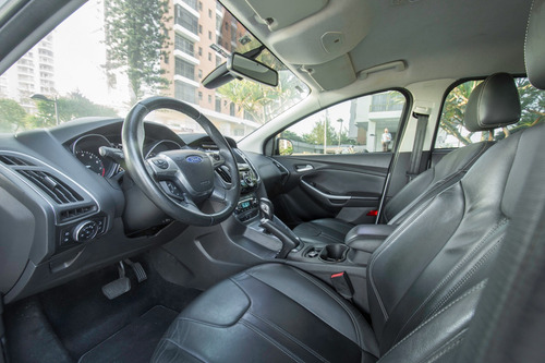 Ford Focus Hatch Titanium Plus 2.0 16v Powershift