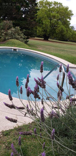 Venta Casa - Lagartos Country Club / Pilar - Vista Al Golf