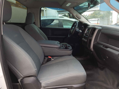 Imagen 9 de 13 de Ram Ram 2500 2016 2p 5.7 2500 Hemi Sport Reg Cab 4x4 V8