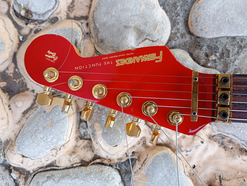 Guitarra Fernandes Fst55 Japonesa Vintage Diestro Rojo Palo De Rosa (Usado)
