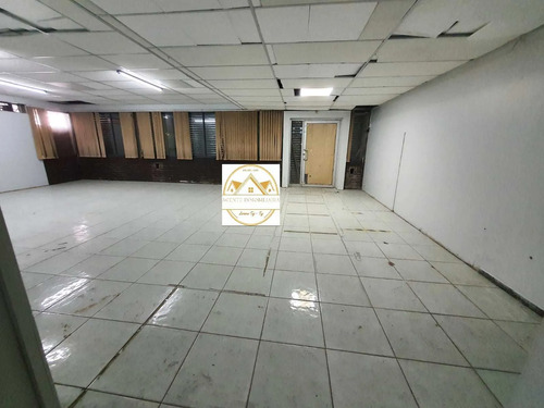 Amplio Local Comercial (71517)