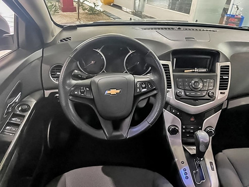 Imagem 5 de 10 de Chevrolet Cruze 1.8 Lt 16v Sedan 2012