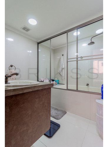 Apartamento En Venta En El Refugio-chapinero. Cod V6670