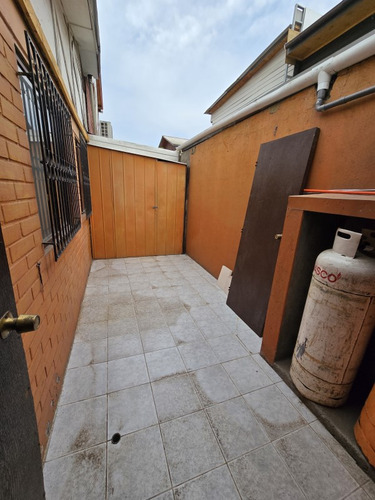 Venta De Casa En Pudahuel, 2dormitorios, 1baño