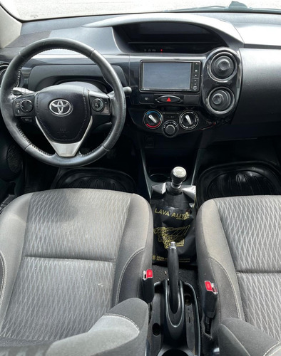 Toyota Etios 1.5 Sedan Xls