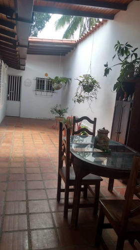 Imagen 5 de 7 de Casa En Venta La Mora 2 La Victoria Karla Carmona