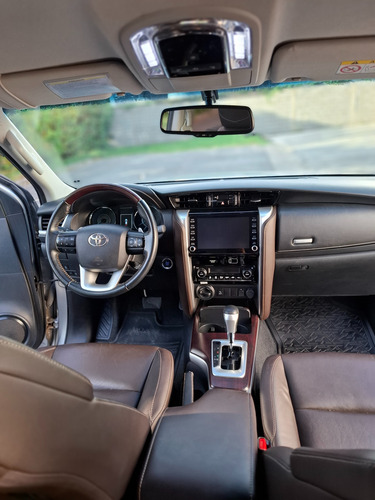 Toyota SW4 2.8 Srx 204Cv 4X4 7As At