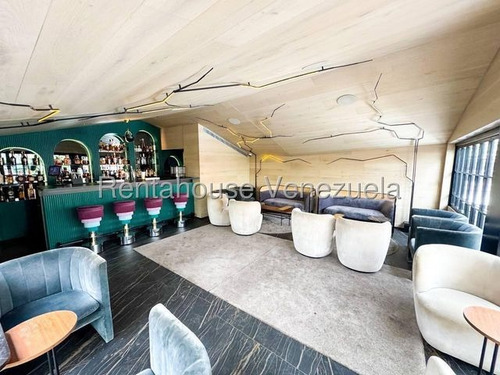 Local Comercial Multiemprendedor En Venta En Los Palos Grandes 25-23477 Cs