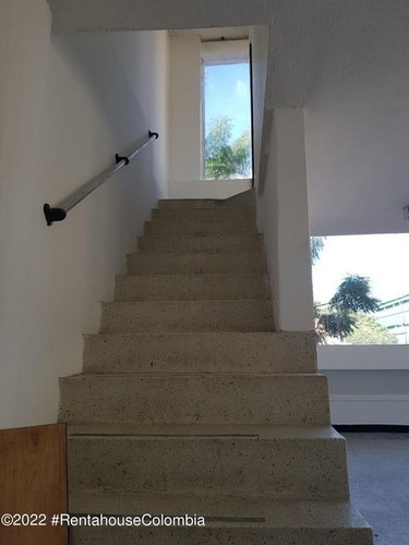 Imagen 3 de 5 de Vendo Comercial En Villa Nueva C.m 22-1992