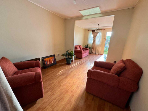 Excelente Casa Remodelada (73761)