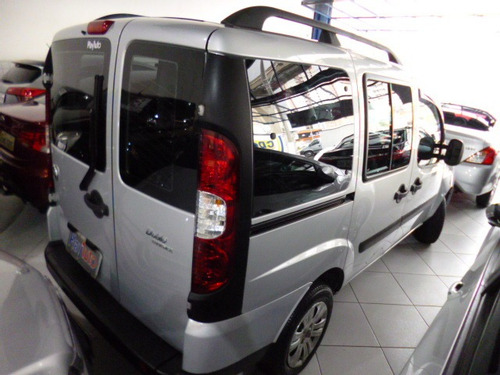 Doblo 1.8 Essence Flex 2014 Prata
