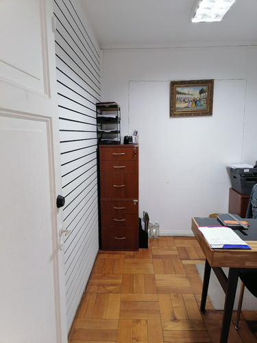 Bodega 1300 Mts. Sargento Aldea, San Diego Uf. 120.-