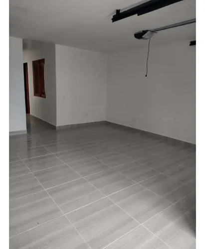 Hermoso Apartamento En Primer Piso En Excelente Ubicación Y Vecindario
