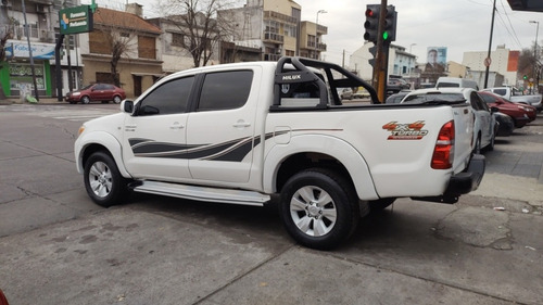 Imagen 4 de 10 de Toyota Hilux Doble Cab. 2.5 Dx 4x4 2008 Di Buono