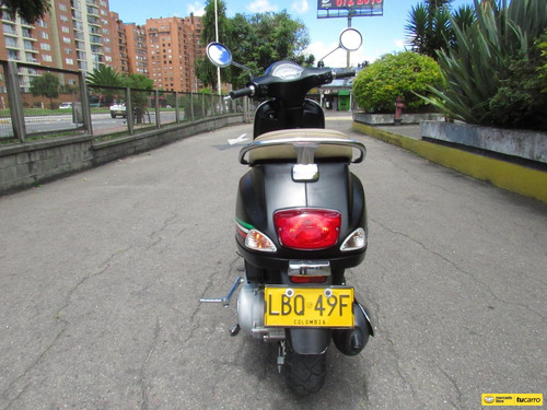Imagen 3 de 25 de Vespa Vxl 150
