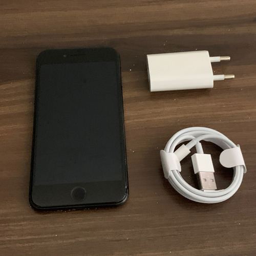 iPhone 8 Antel Negro Bateria 100% + Regalos (Usado)