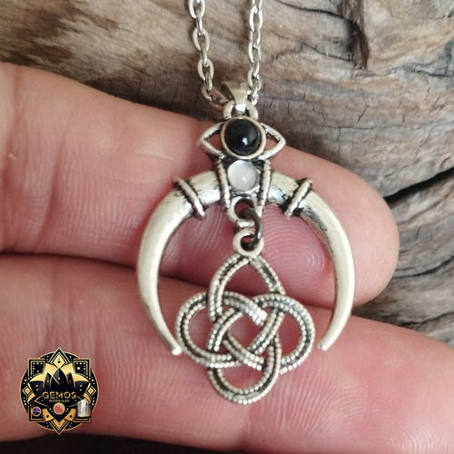 Collar Wicca Luna Invertida + Bucle Celta Gemos Minerales Plateado