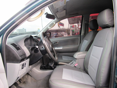 Toyota Hilux 3000cc 4x4 Mt Aa